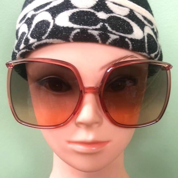 Fendi Oversized Sunglasses NWOT - Picture 1 of 8